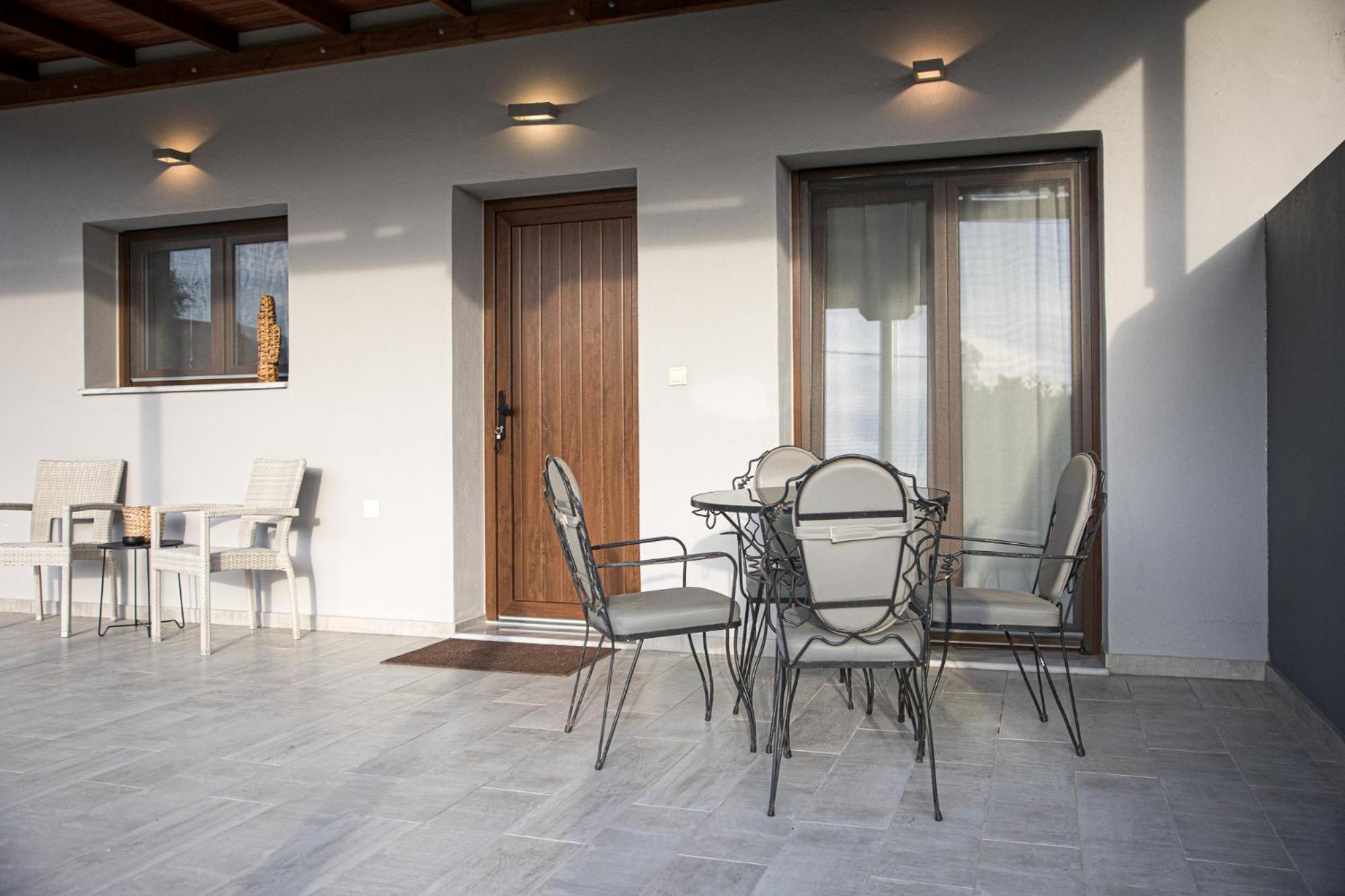 Countryside Luxury Studios Káto Lekhónia Dış mekan fotoğraf